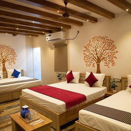 Hotel Ganesh Palace Rámesvaram Kültér fotó
